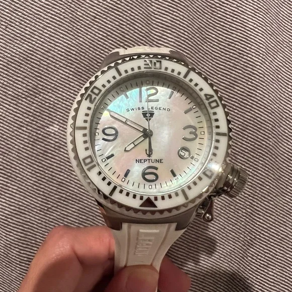 Swiss Legend Neptune Watch - Picture 2 of 3